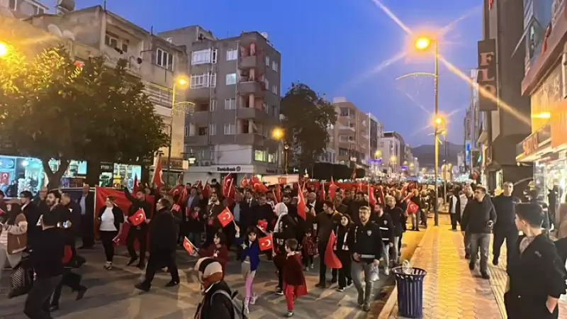 Hatay'da şehit Askerler Için Yürüyüş Düzenlendi