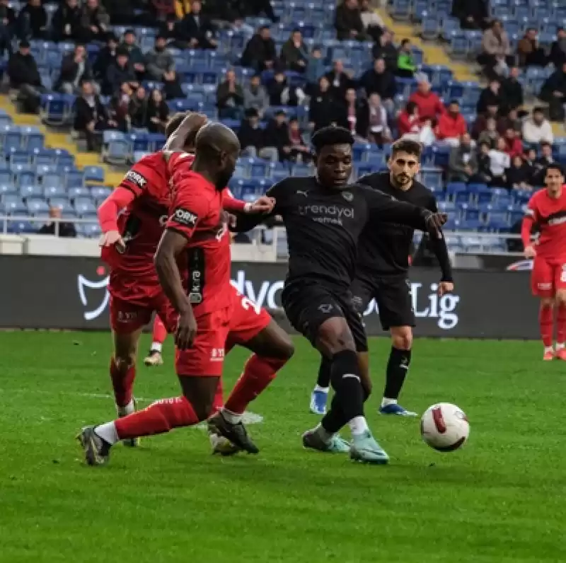 Hatayspor’un Galibiyet Hasreti Sürüyor 0-0