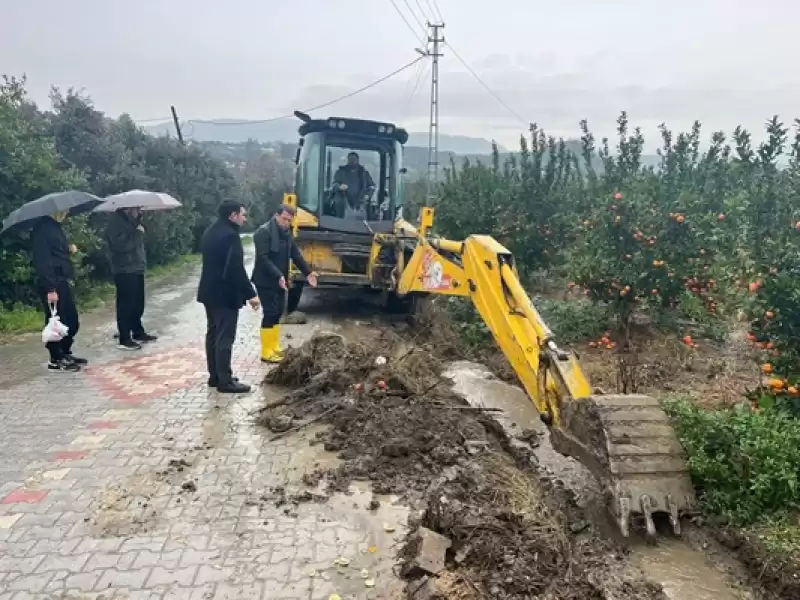 Tüm Ekiplerimizle Gece Gündüz Demeden Topyekûn Sahadaki Mücadelemizi Sürdürüyoruz