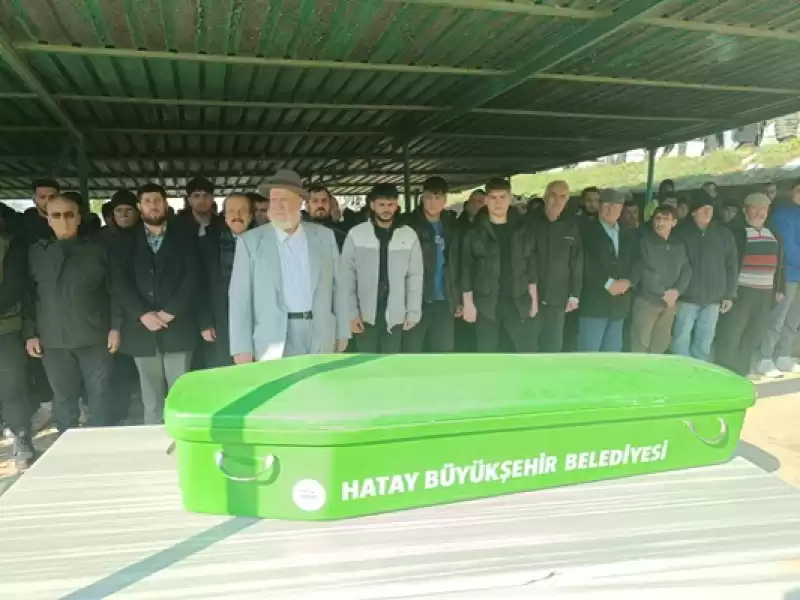 Hatay'da Otomobile çarpan Motosikletin Sürücüsü öldü 