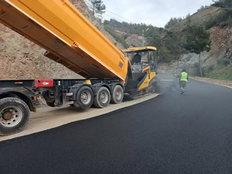 HBB’den Karaağaç Ve Sarımazı Mahallelerine Beton Asfalt 