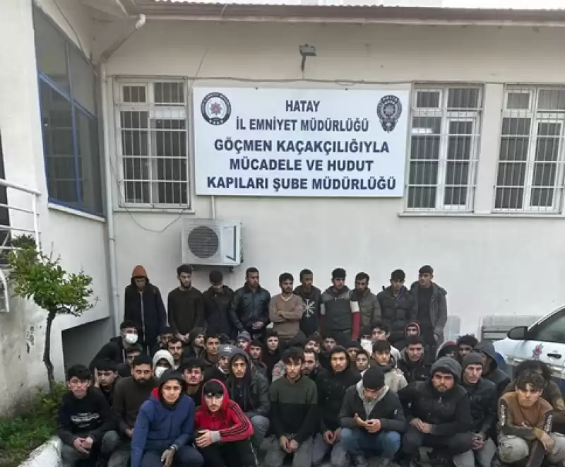 Hatay'da Yurda Yasa Dışı Yollarla Giren 53 Suriye Uyruklu Yakalandı 