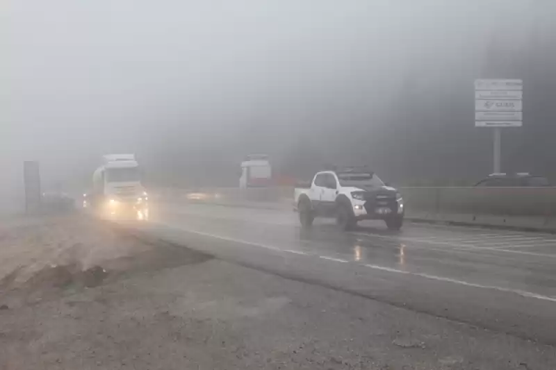 Hatay'da Yoğun Sis Etkili Oldu