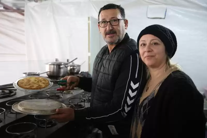 6 ŞUBAT DEPREMLERİNİN BİRİNCİ YILI - Dükkanlar Prefabrik, Künefenin Lezzeti Aynı