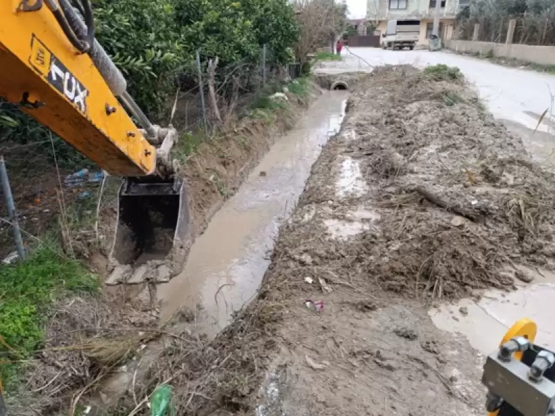 HBB Aşırı Yağışlar Nedeniyle Tıkanan Sulama Kanallarını Temizledi