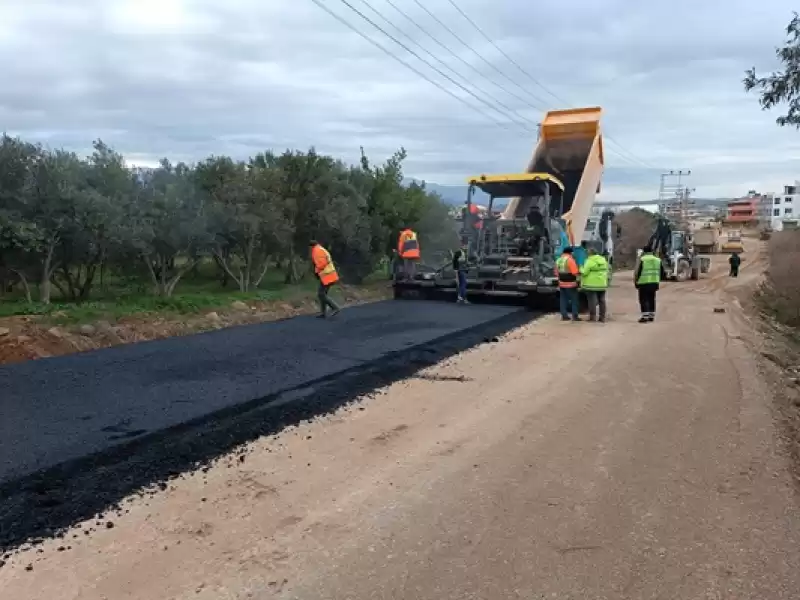 HBB, Samandağ Ve Antakya'da Güvenli Ulaşım Için Yol Bakımına Hız Veriyor