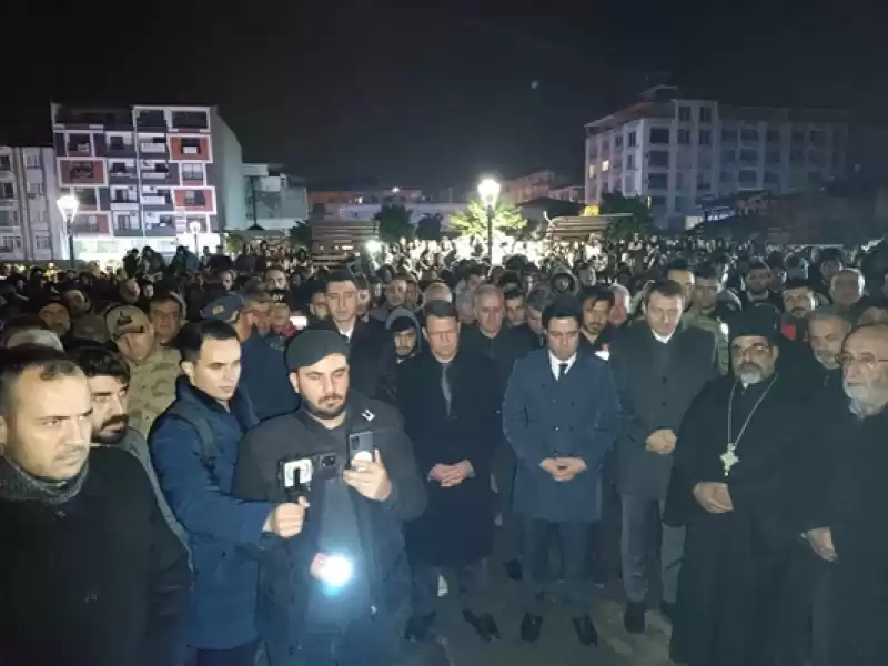 Hatay Arsuz Ve Samandağ'da Depremde Yaşamını Yitirenler Anıldı