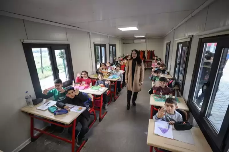 AKUT Vakfı Tarafından Hatay'da Iki Prefabrik Okul Yaptırıldı