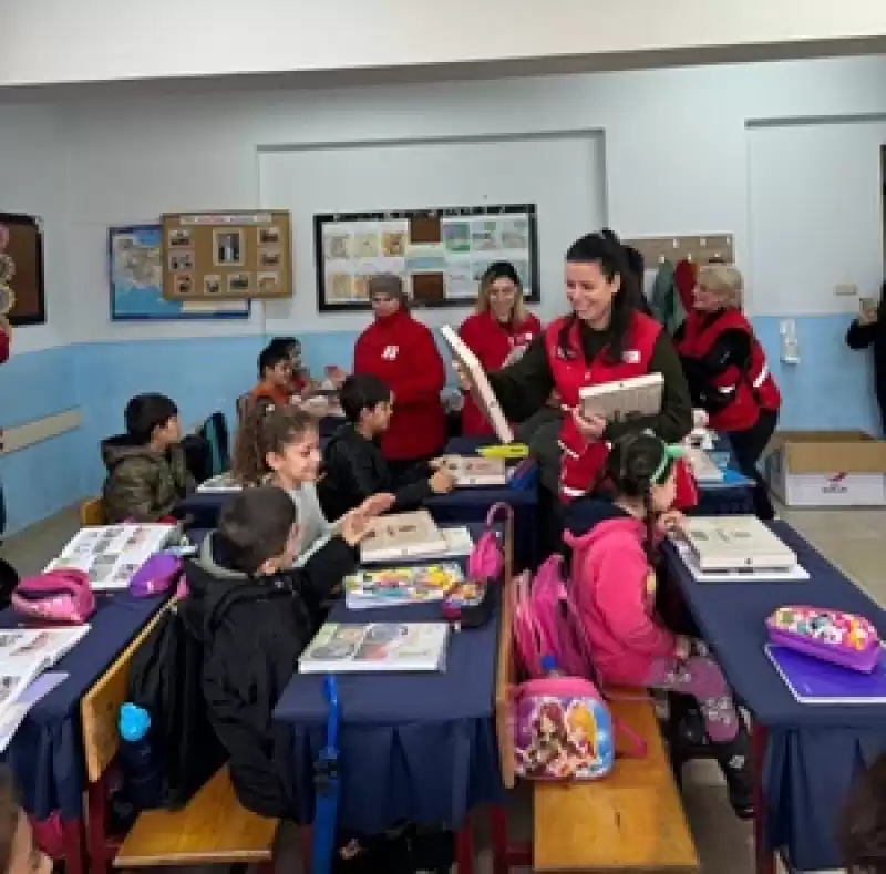 Türk Kızılay Bolu Şubesinden Hatay'da Geçici Barınma Merkezlerine Destek