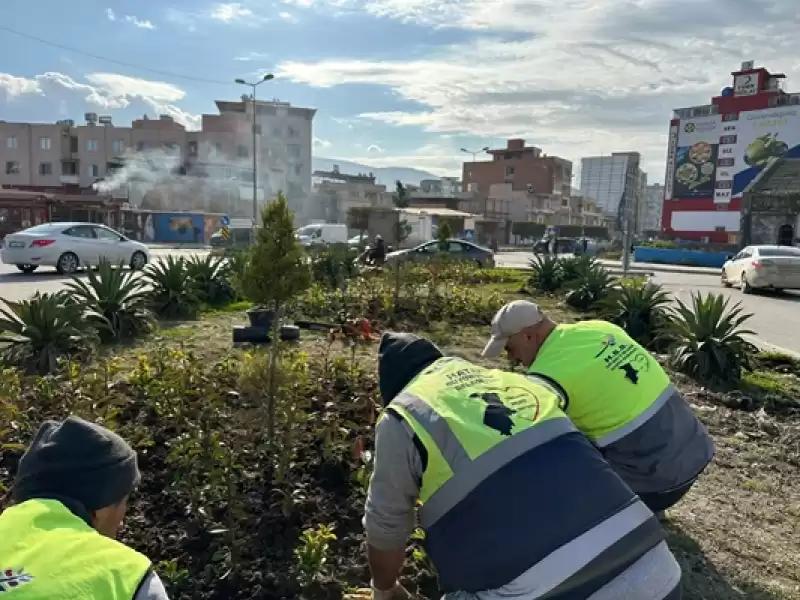 HBB’den İskenderun Pac Meydanı’na Peyzaj Ve Aydınlatma çalışması 