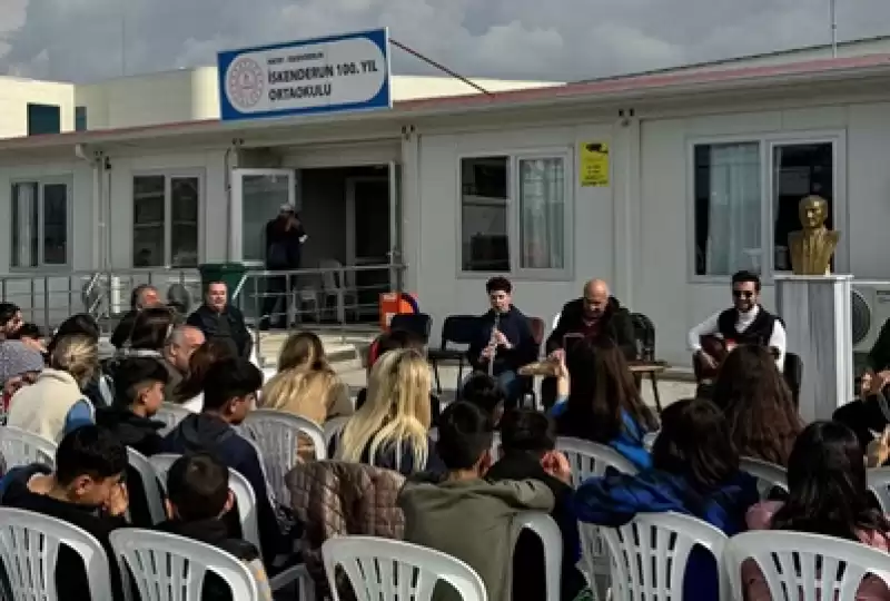 Nazende Çok Sesli Türk Müziği Korosu, İskenderun'da Konser Verdi