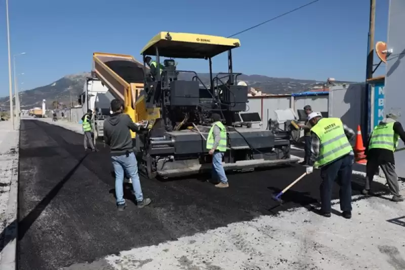 HBB Samandağ Sahil Yolunda Asfaltlama çalışmalarına Başladı 