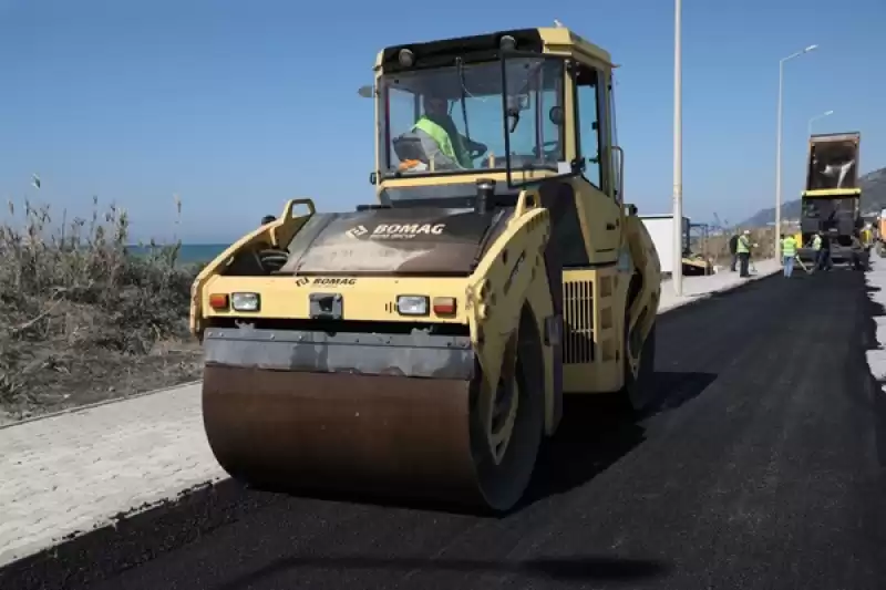 HBB Samandağ Sahil Yolunda Asfaltlama çalışmalarına Başladı 