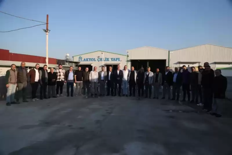 Yapar'ın Gençlere Yönelik Ilgisi Ve Yaklaşımı Karşılık Buluyor