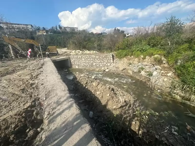 HBB, Il Genelinde Yol Ve Dere ıslahı çalışmalarına Devam Ediyor