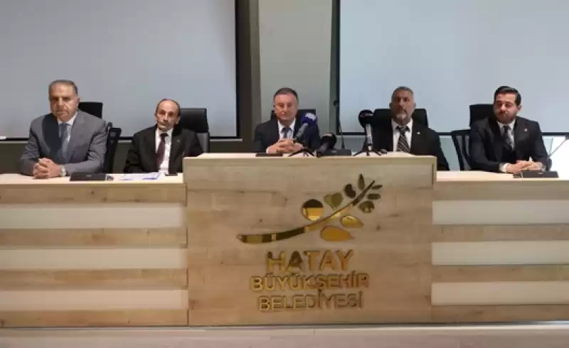 Adalet Partisi Genel Merkezi Hatay’daki Adayını Lütfü Savaş Lehine Adaylıktan çekti