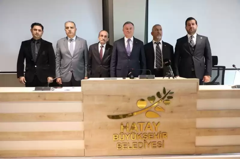 Adalet Partisi Genel Merkezi Hatay’daki Adayını Lütfü Savaş Lehine Adaylıktan çekti