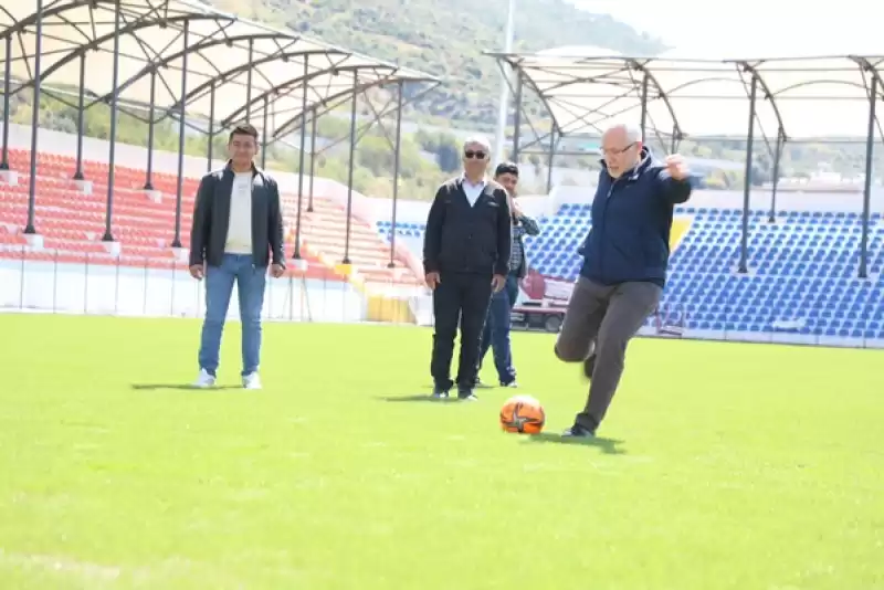 Statta Topa Ilk Vuruş Başkan Tosyalı'dan