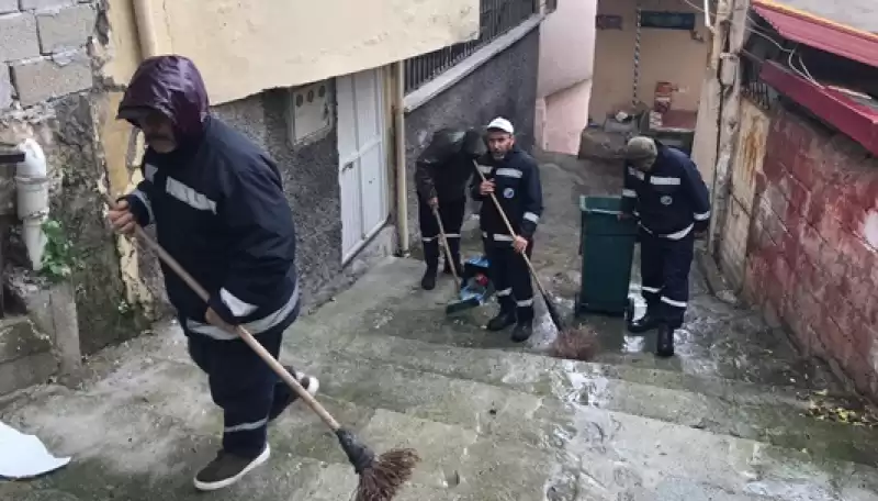 Antakya Belediyesi Ekipleri Sel Sonrası Kapsamlı Temizlik çalışmasıyla Vatandaşının Yanında