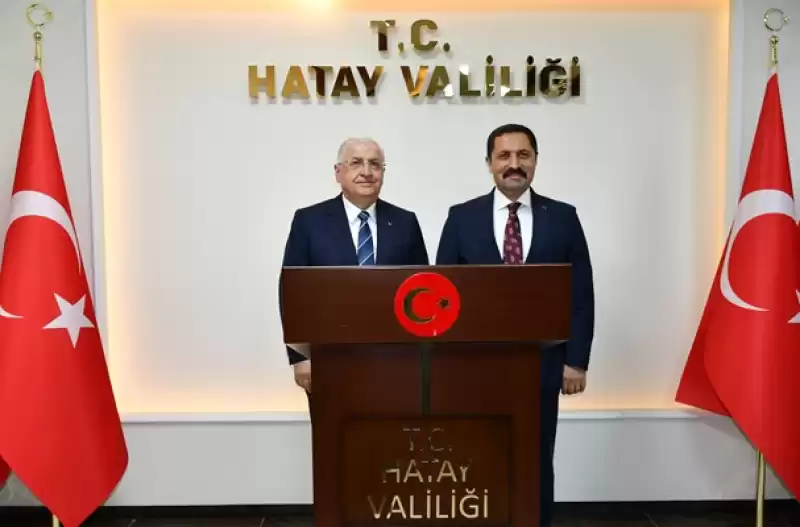 Milli Savunma Bakanı Yaşar Güler, Hatay Valiliğini Ziyaret Etti 