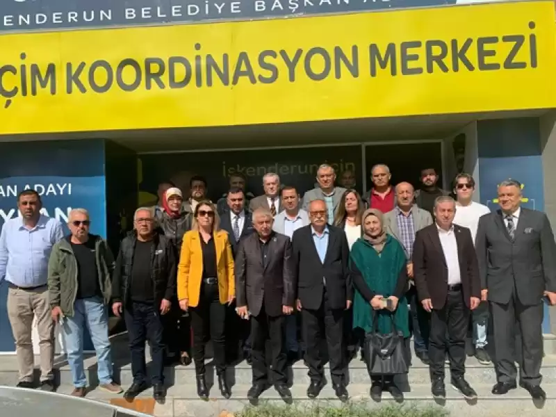 İskenderun Bayır Bucak Türkmenleri Derneği Başkanı Garip Şandır Nazmi Ceylan'a Başarılar Diledi.