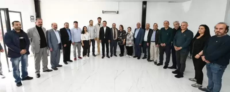 56 Kişilik Grup Iyi Parti’den Istifa Ederek CHP’ye Katıldı