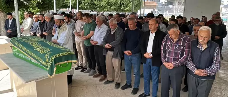 Kalp Krizi Sonucu ölen BBP İskenderun Başkan Adayı Sezgin'in Cenazesi Defnedildi