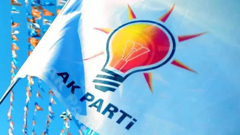 AK Parti, Hassa Belediye Başkanı Seçilen Çolak'ı Disipline Sevk Etti