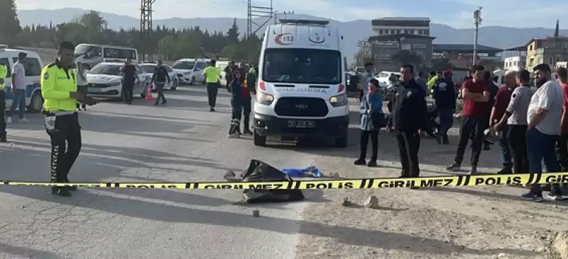 Hatay'da Kamyon Ile Motosikletin çarpıştığı Kazada 1 Kişi öldü