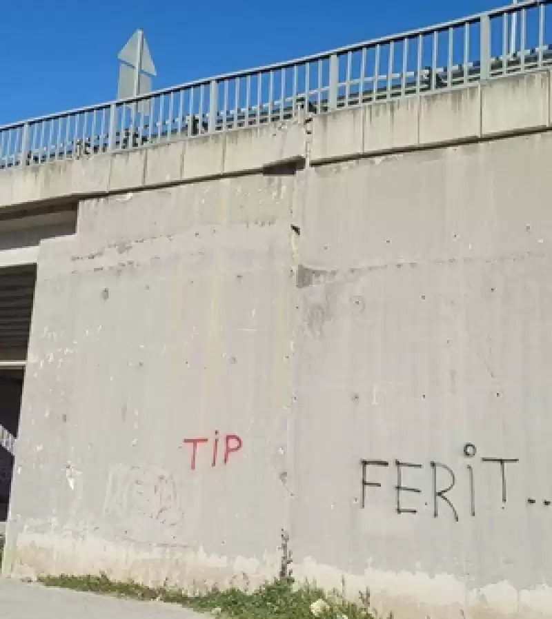 Birinin Kafasına Düşmesi Mi Bekleniyor?