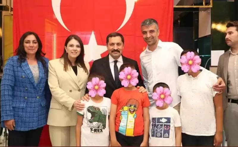 Vali Masatlı, Koruyucu Ailelerle Iftarda Buluştu