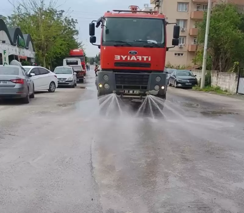 HBB Hastalık Risklerine Karşı Yıkama Ve Sulama Faaliyetleri Yürütüyor