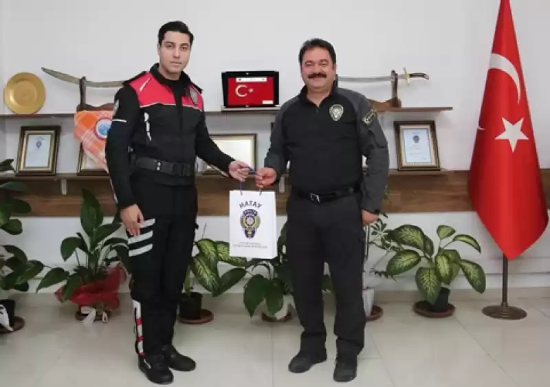 Gaspçıyı Yakalayan Polislerini ödüllendirdi