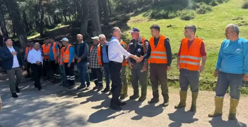 Başkan Yapar Tahta Köprü Mesire Alanında Incelemelerde Bulundu