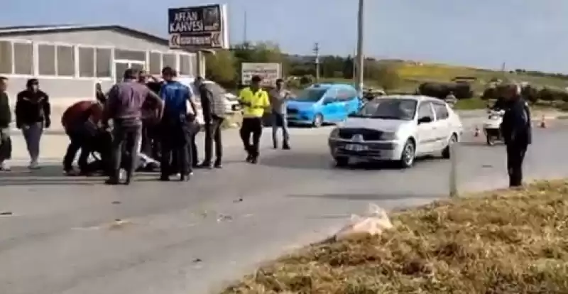 Otomobille çarpışan Motosiklet Sürücüsü Yaralandı