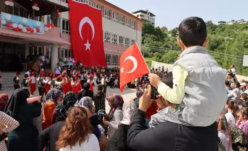 Altınkaya Ilköğretim Okulunda 23 Nisan Coşkusu