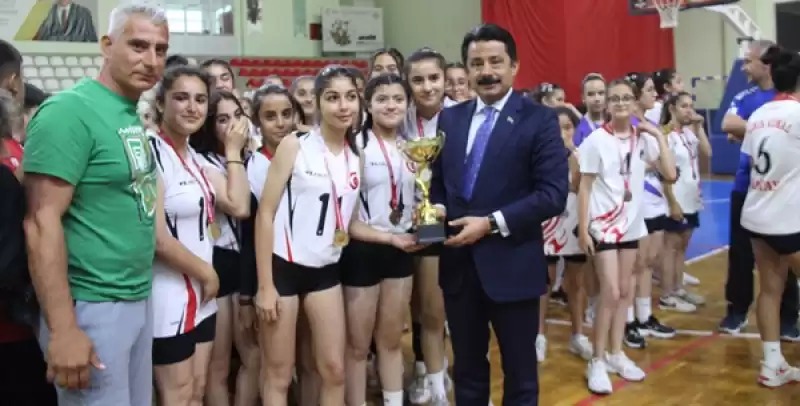 Hatay'da Başarılı Sporcular ödüllendirildi 