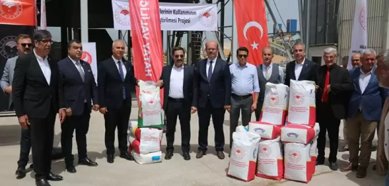 Hatay'da Depremzede çiftçilere Pamuk Ve Soya Tohumu Desteği