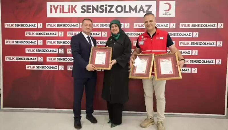 Kızılay Hatay'a 3 Büyük ödül