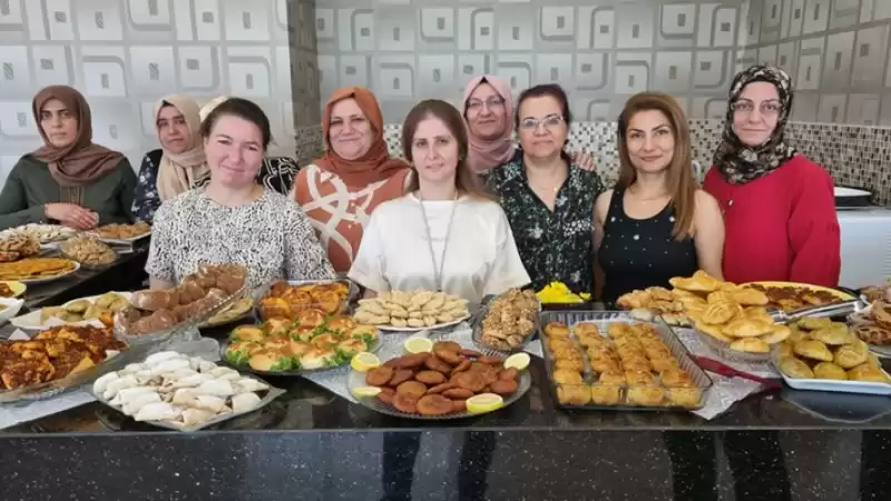 Aşçılık Eğitimi Kursiyeri Kadınlar Ziyafet Verdi