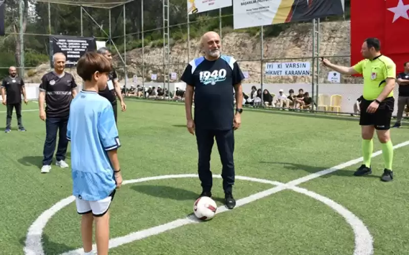 Hatay'da Depremzede çocuklar Arasında Düzenlenen Futbol Turnuvası Başladı 
