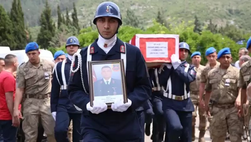 Şehit Jandarma Uzman Çavuş Ertaş, Hatay'da Son Yolculuğuna Uğurlandı