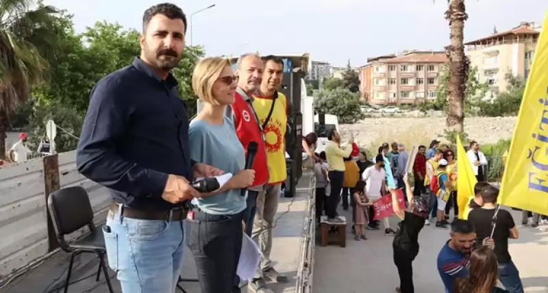 Hatay'da 1 Mayıs Depreme Rağmen Kutlandı