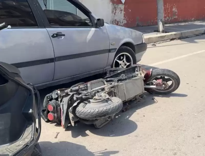 Hatay'da Otomobille çarpışan Motosikletin Sürücüsü Yaralandı