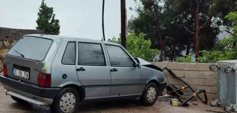 Hatay'da Bahçe Duvarına çarpan Otomobilin Sürücüsü Yaralandı