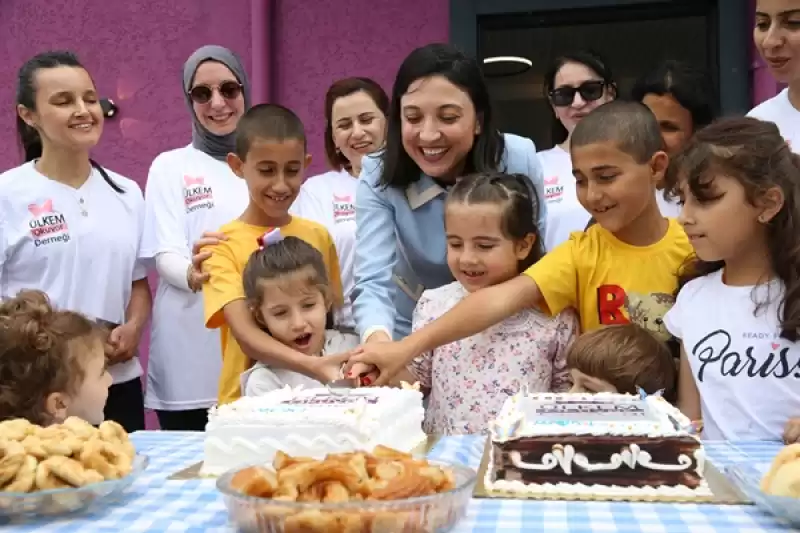 Hatay'da Ülkem Okuyor Derneğince Yaptırılan Ev, Depremzede Aileye Verildi