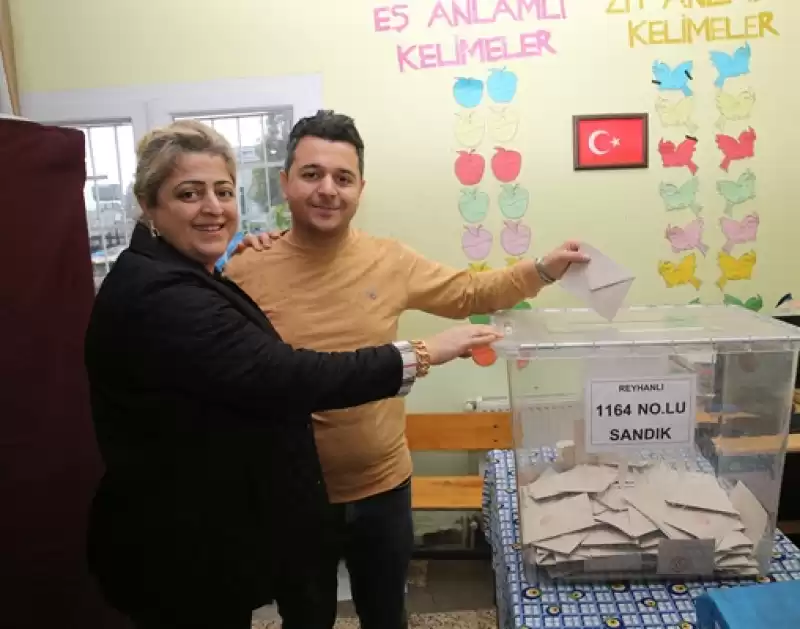 Hatay'da Mahalle Sakinleri, Ilçe Değişikliği Için Referanduma Gitti