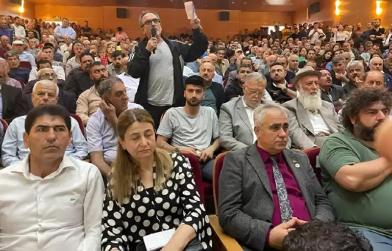 Bakan Yardımcısı Vedad Gürgen, Hatay Samandağ'da Vatandaşlarla Buluştu