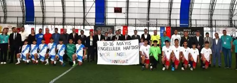 Hatay'da Depremzede çocukların Mücadele Ettiği Futbol Turnuvası Sona Erdi