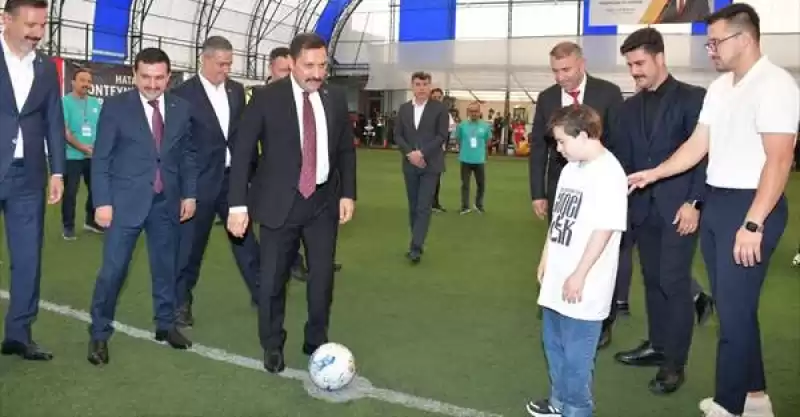 Hatay'da Depremzede çocukların Mücadele Ettiği Futbol Turnuvası Sona Erdi